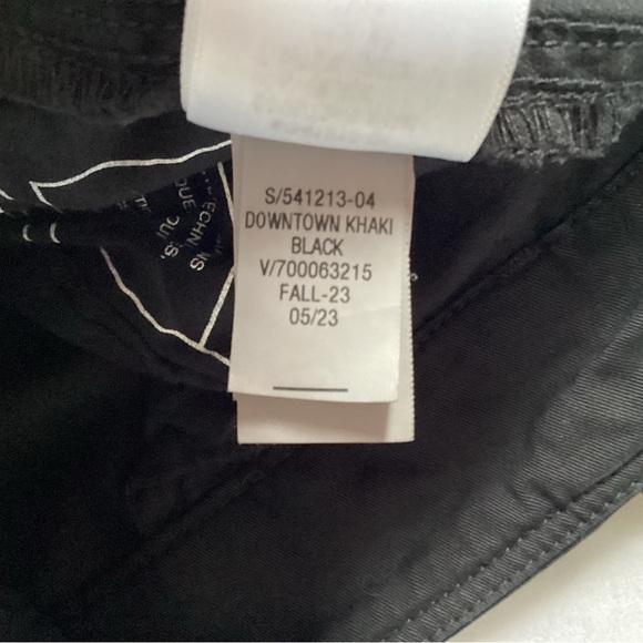 GAP Downtown Mid-Rise Khaki, Size 12T - Picture 9 of 10